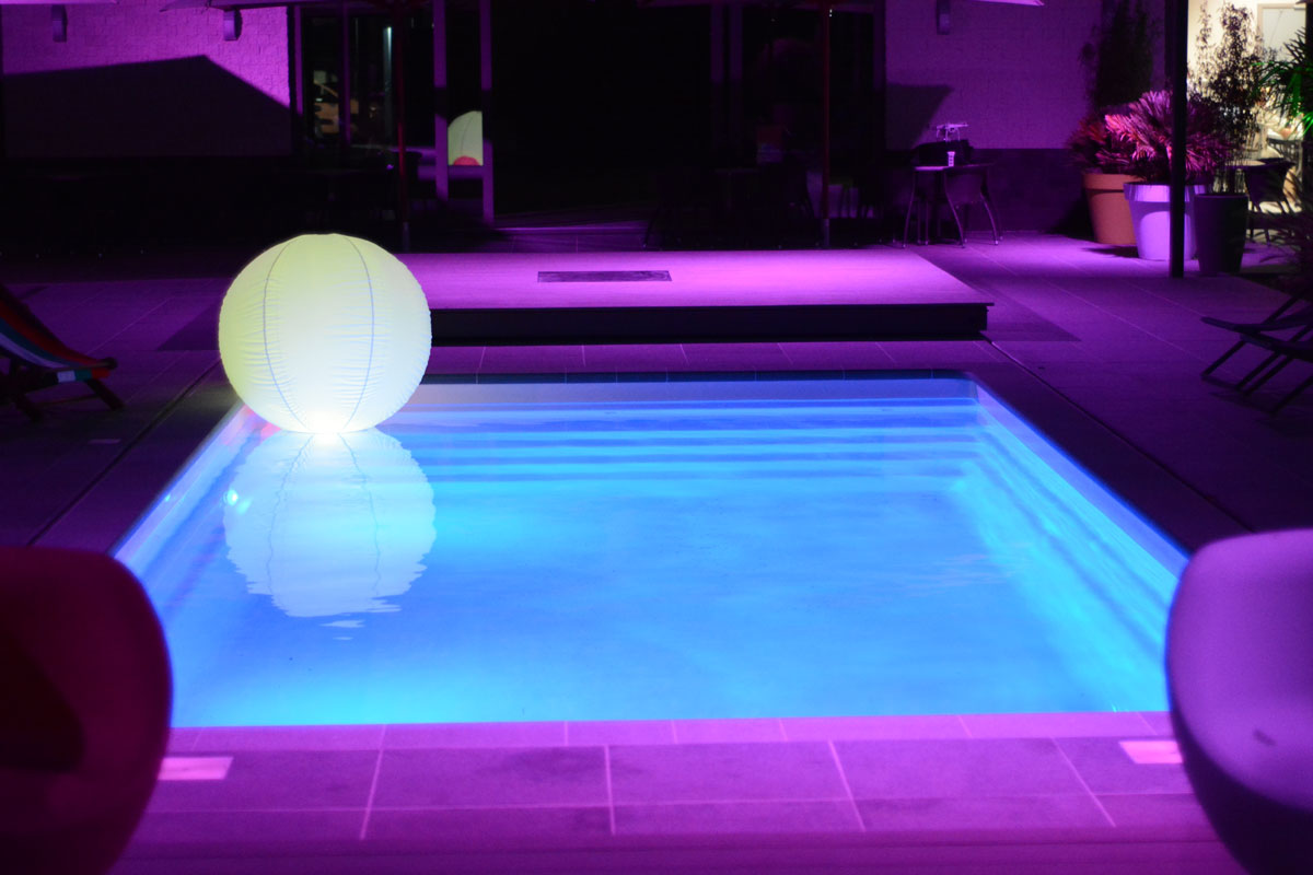 MonDePra Schwimmbad Deluxepool Beleuchtung