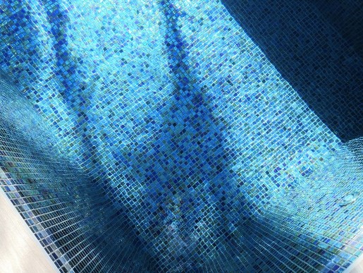 Mosaik-pool-blau